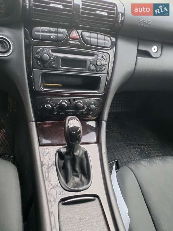 Универсал Mercedes-Benz C-Class 2003 в Киеве