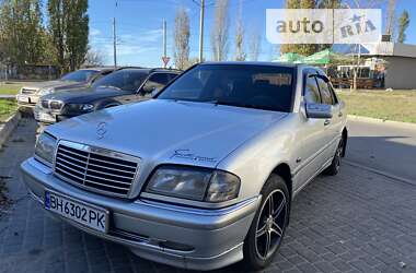 Седан Mercedes-Benz C-Class 1997 в Николаеве