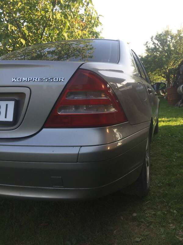 Седан Mercedes-Benz C-Class 2002 в Ивано-Франковске