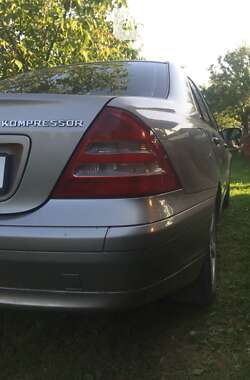 Седан Mercedes-Benz C-Class 2002 в 