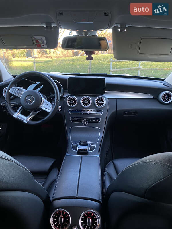 Седан Mercedes-Benz C-Class 2017 в Киеве