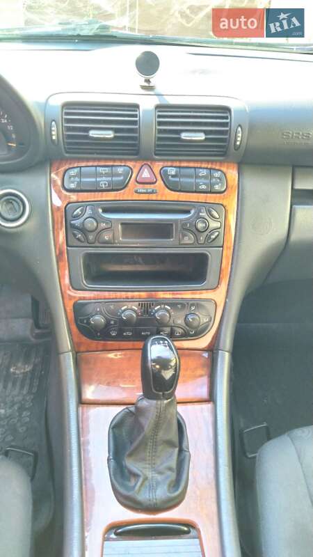 Универсал Mercedes-Benz C-Class 2002 в Ракитном
