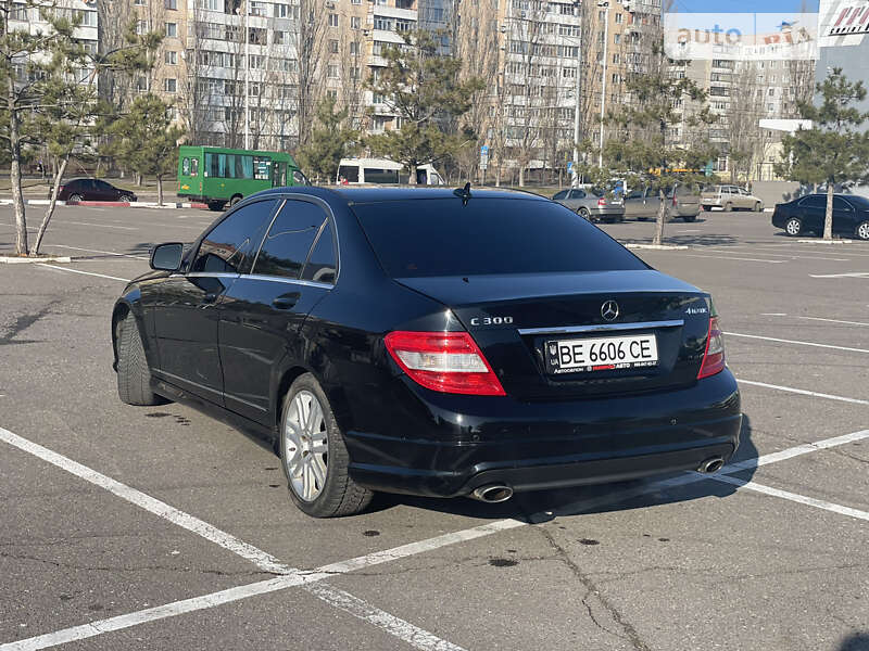 Седан Mercedes-Benz C-Class 2008 в Николаеве