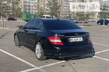 Седан Mercedes-Benz C-Class 2008 в Николаеве