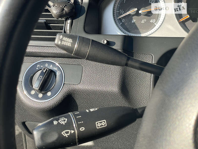 Седан Mercedes-Benz C-Class 2008 в Николаеве