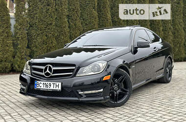 Купе Mercedes-Benz C-Class 2011 в Львове