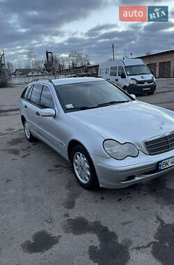 Универсал Mercedes-Benz C-Class 2001 в Рокитном