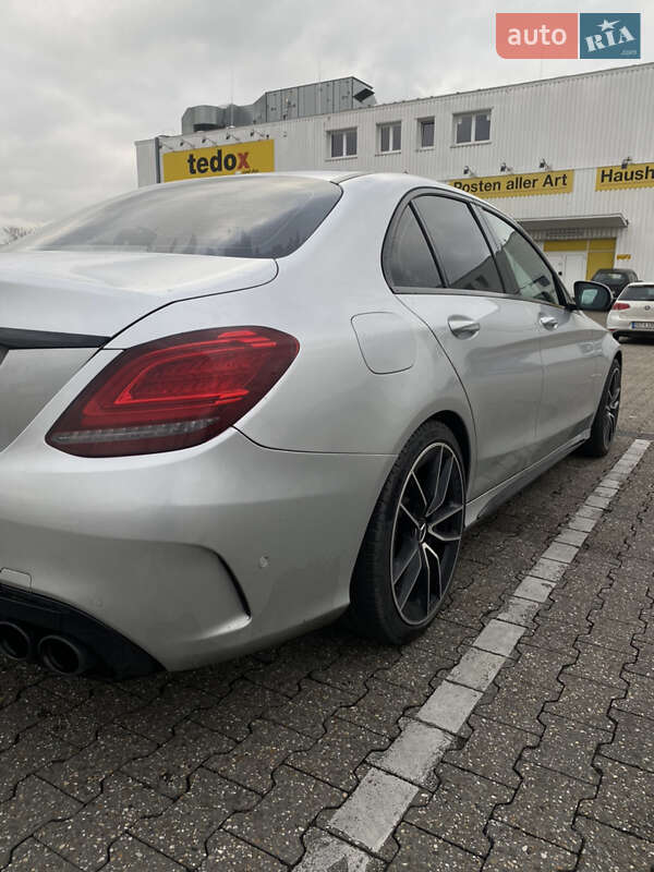 Седан Mercedes-Benz C-Class 2017 в Киеве