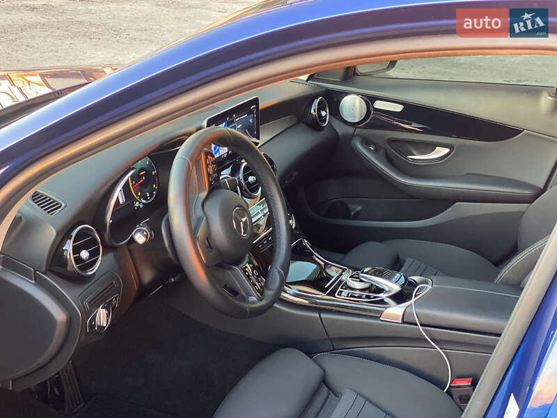 Универсал Mercedes-Benz C-Class 2019 в Киеве