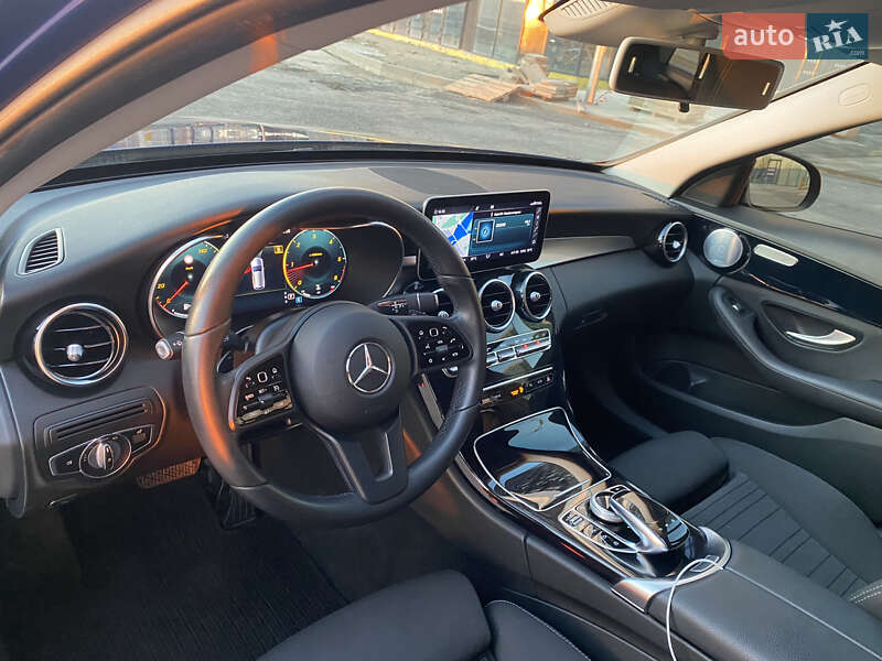 Универсал Mercedes-Benz C-Class 2019 в Киеве