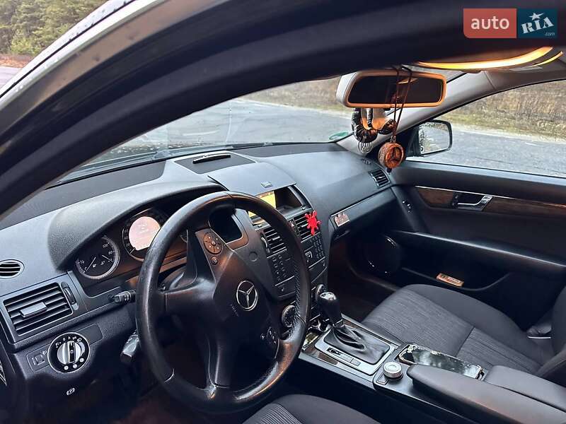 Седан Mercedes-Benz C-Class 2008 в Кременчуці