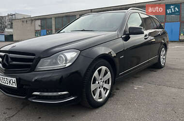 Универсал Mercedes-Benz C-Class 2011 в Ладыжине