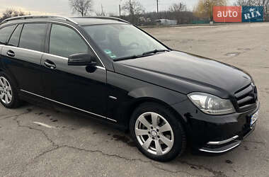 Универсал Mercedes-Benz C-Class 2011 в Ладыжине