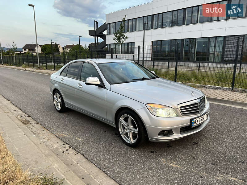Седан Mercedes-Benz C-Class 2007 в Харкові