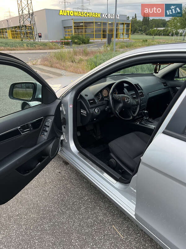 Седан Mercedes-Benz C-Class 2007 в Харкові
