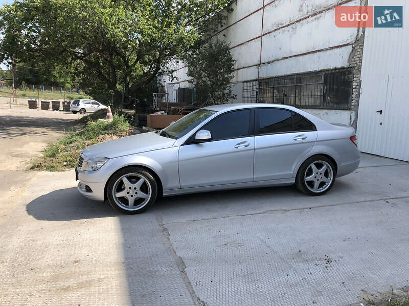 Седан Mercedes-Benz C-Class 2007 в Харкові