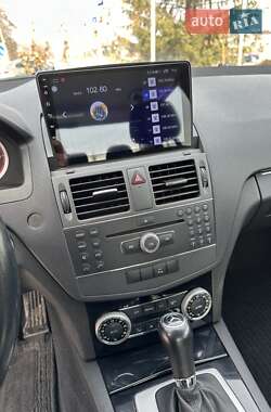 Седан Mercedes-Benz C-Class 2010 в Виннице