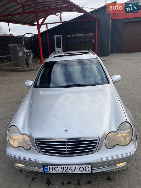 Универсал Mercedes-Benz C-Class 2003 в Яворове