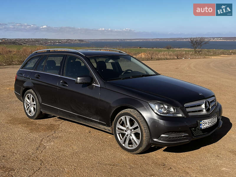 Универсал Mercedes-Benz C-Class 2013 в Одессе фото 8 Универсал Mercedes-Benz C-Class 2013 в Одессе