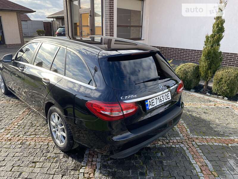 Универсал Mercedes-Benz C-Class 2015 в Кривом Роге