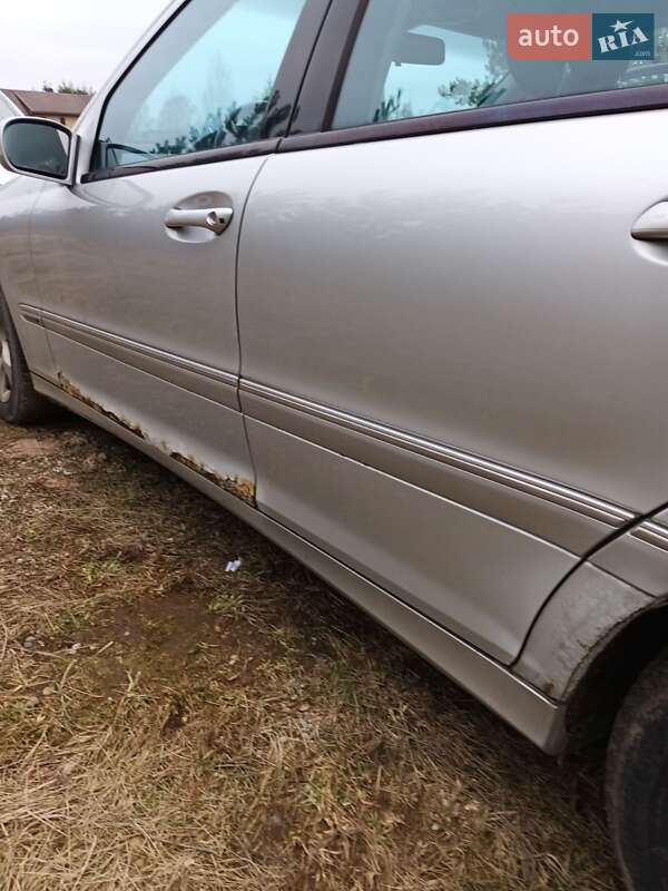 Универсал Mercedes-Benz C-Class 2003 в Одессе