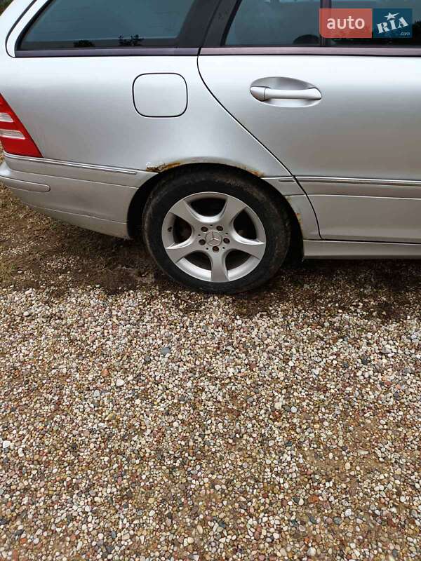 Универсал Mercedes-Benz C-Class 2003 в Одессе