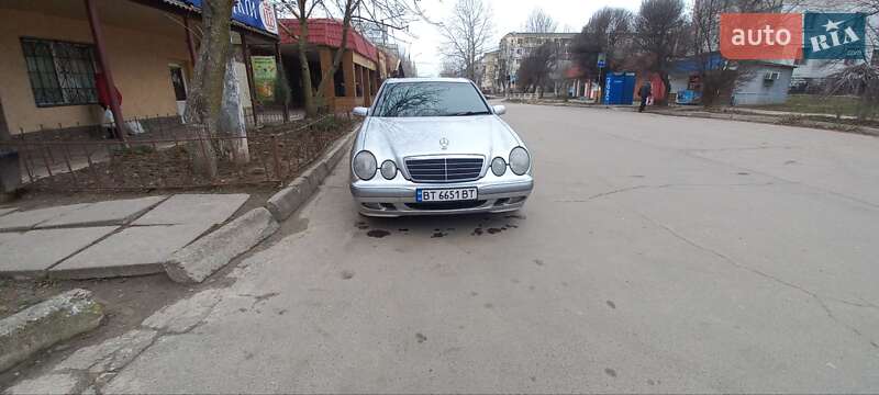 Седан Mercedes-Benz C-Class 2001 в Херсоне