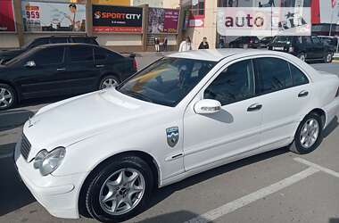 Седан Mercedes-Benz C-Class 2000 в Славянске