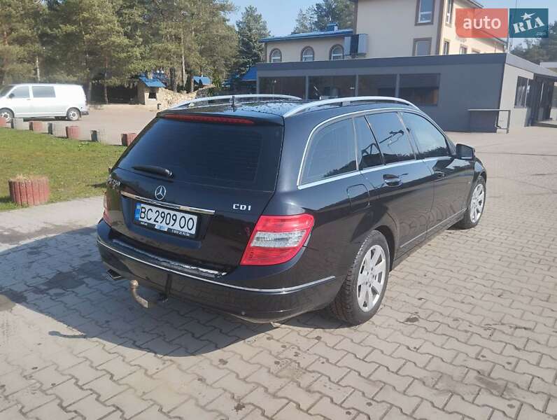 Mercedes-Benz C-Class 2009