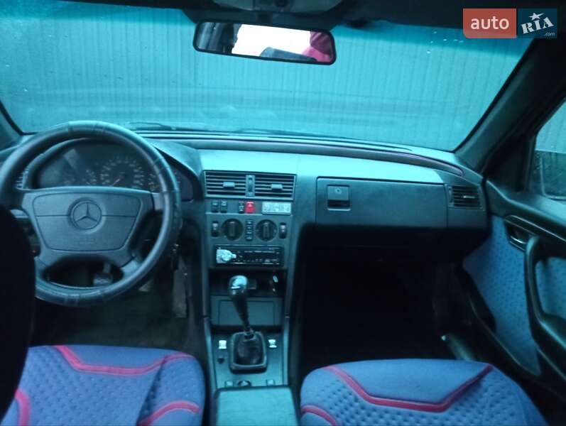 Седан Mercedes-Benz C-Class 1993 в Летичеве фото 2 Седан Mercedes-Benz C-Class 1993 в Летичеве