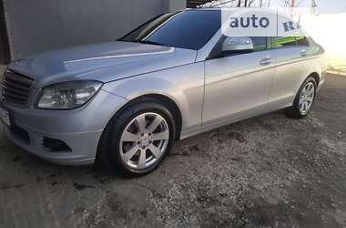 Седан Mercedes-Benz C-Class 2007 в Івано-Франківську