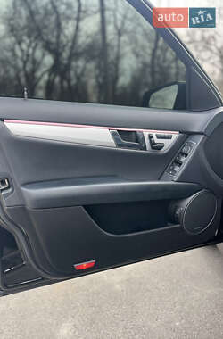 Седан Mercedes-Benz C-Class 2013 в 