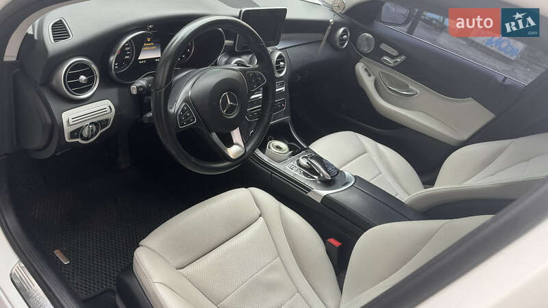 Седан Mercedes-Benz C-Class 2015 в Киеве