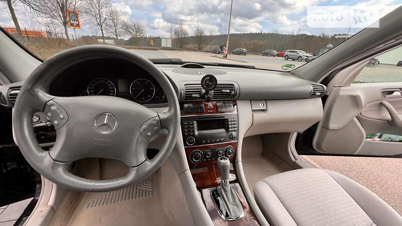 Универсал Mercedes-Benz C-Class 2006 в Киеве