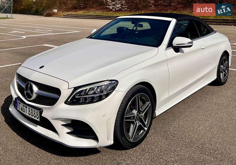 Кабриолет Mercedes-Benz C-Class 2019 в 