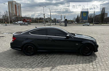 Купе Mercedes-Benz C-Class 2012 в Харькове