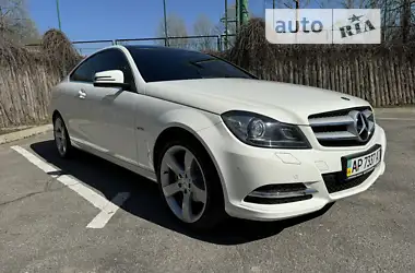 Mercedes-Benz C-Class 2012
