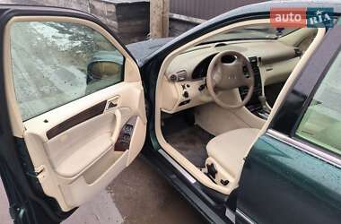Седан Mercedes-Benz C-Class 2004 в Житомирі