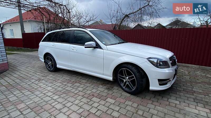 Универсал Mercedes-Benz C-Class 2013 в Тернополе