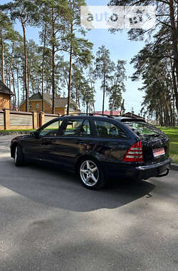 Универсал Mercedes-Benz C-Class 2006 в Чернигове