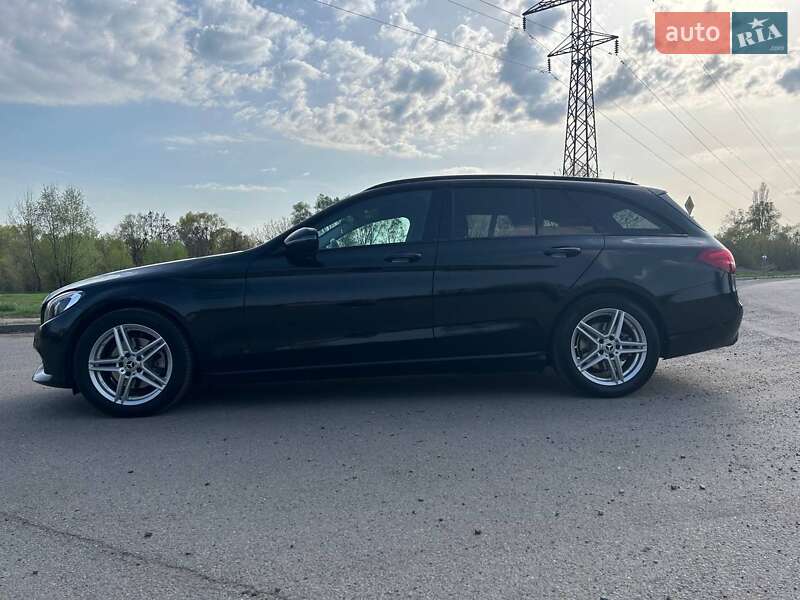 Универсал Mercedes-Benz C-Class 2015 в Киеве