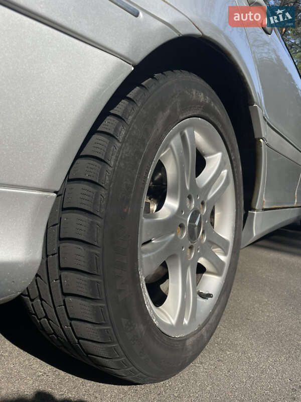 Седан Mercedes-Benz C-Class 2002 в Борисполе