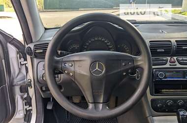 Купе Mercedes-Benz C-Class 2002 в 