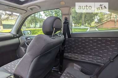 Купе Mercedes-Benz C-Class 2002 в 
