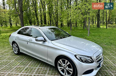 Седан Mercedes-Benz C-Class 2017 в 