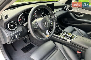 Седан Mercedes-Benz C-Class 2017 в 