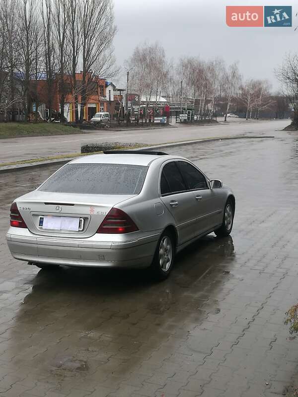Седан Mercedes-Benz C-Class 2001 в Белой Церкви фото 2 Седан Mercedes-Benz C-Class 2001 в Белой Церкви