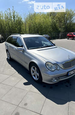 Універсал Mercedes-Benz C-Class 2004 в Луцьку