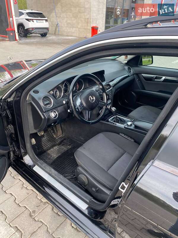 Универсал Mercedes-Benz C-Class 2013 в Хмельницком