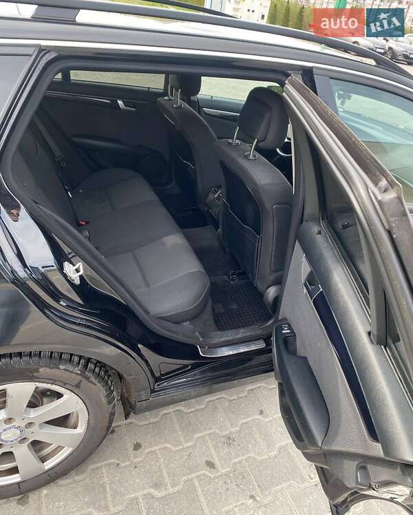 Универсал Mercedes-Benz C-Class 2013 в Хмельницком
